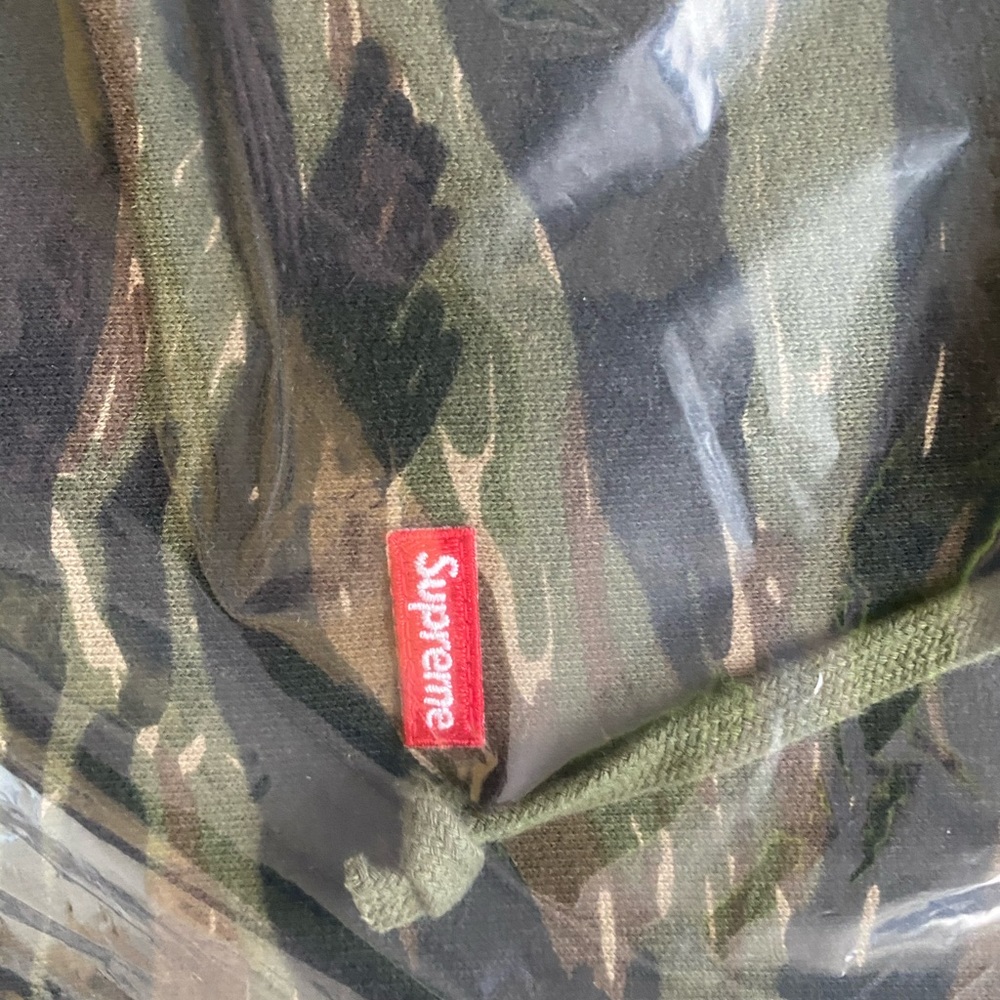 Surpeme Camo Hoodie